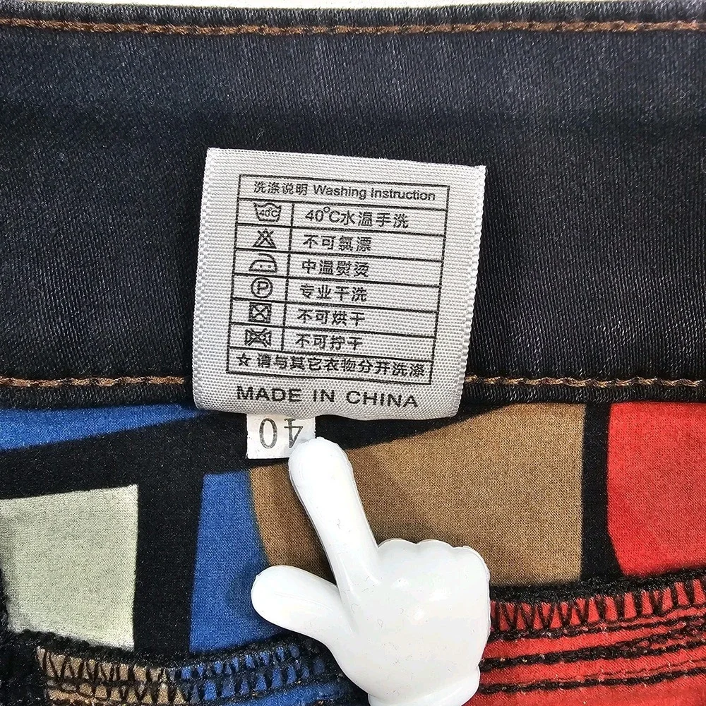 The Unbranded 3XL Brand Slim Fit‎ Black Jean W/colorful Liner. Size See Pictures